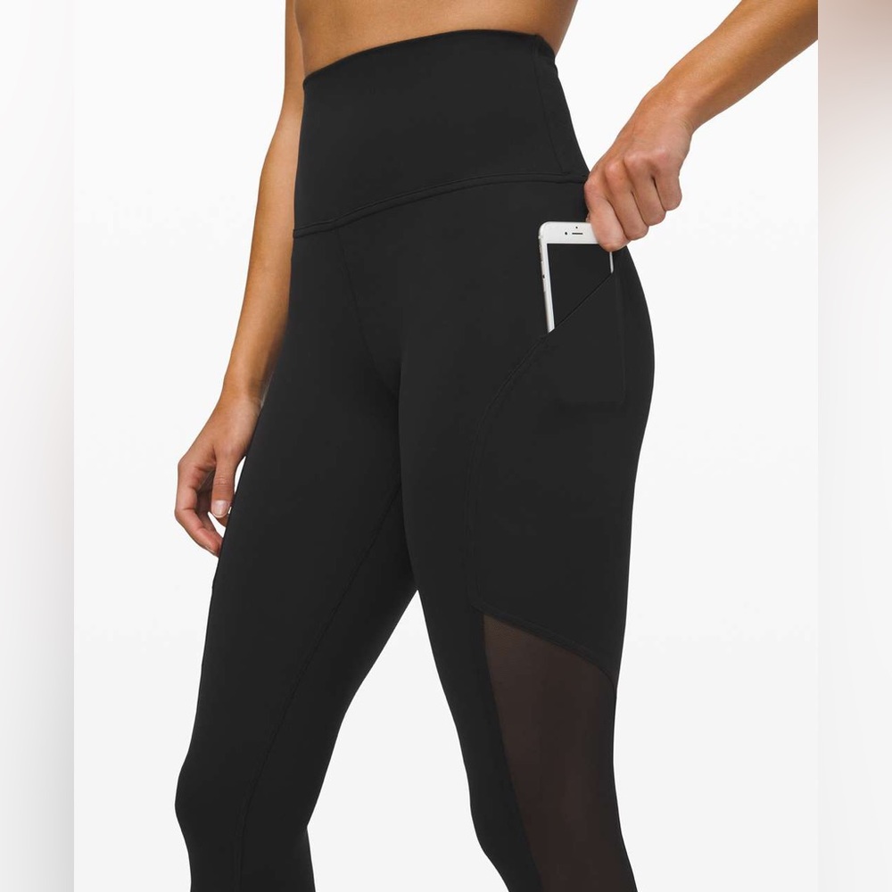 LuluLemon Size 2 Mastered Motion High Rise Tight 28’ AMAZING QUALITY